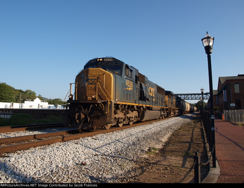 CSX 4528